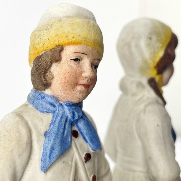 ANTIQUE German Bisque Figurines | Hand Painted Porcelain Farmers Couple | - Picture 2 of 8